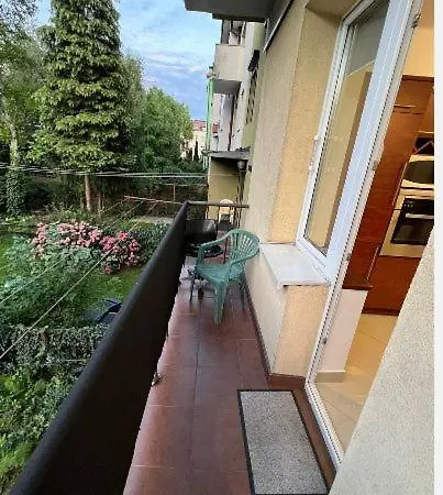 Cheerful 3 Bedroom House クラクフ